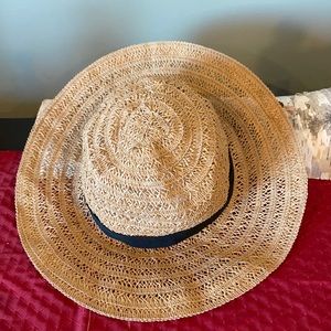 5/$25 Ladies straw floppy sun hat